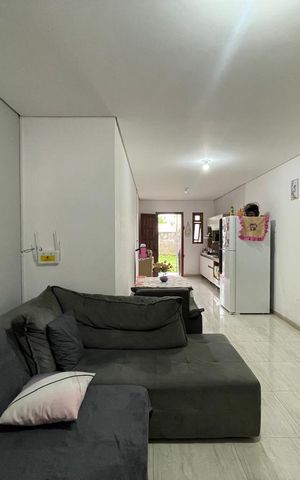 Casa à venda com 52m², 2 quartos e sem vaga