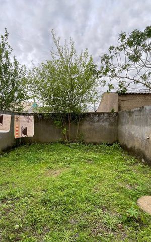 Casa à venda com 52m², 2 quartos e sem vaga