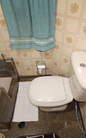 Apartamento à venda com 89m², 3 quartos e 2 vagasBanheiro social