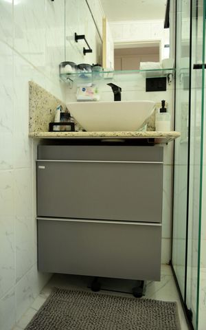Apartamento à venda com 73m², 2 quartos e 2 vagasBanheiro