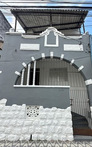 Casa para alugar com 139m², 3 quartos e sem vaga Casa para alugar com 139m², 3 quartos e sem vagaFachada