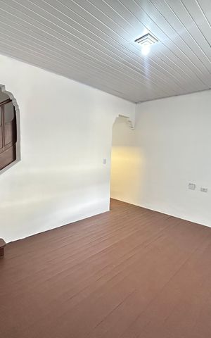 Casa para alugar com 139m², 3 quartos e sem vaga Casa para alugar com 139m², 3 quartos e sem vagaSala