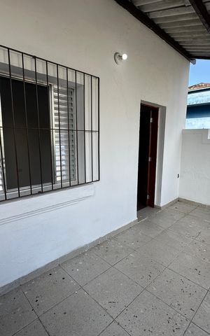 Casa para alugar com 139m², 3 quartos e sem vaga Casa para alugar com 139m², 3 quartos e sem vagaVaranda do Quarto 2