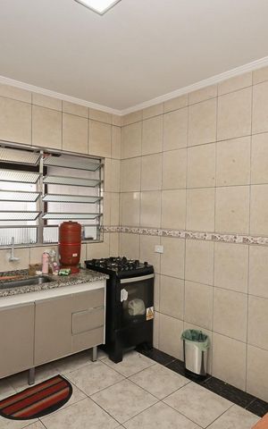 Casa à venda com 74m², 2 quartos e 2 vagasCozinha