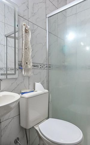Casa à venda com 74m², 2 quartos e 2 vagasBanheiro