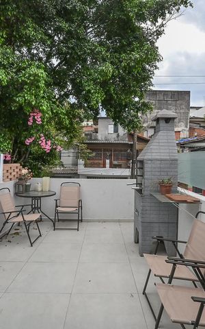 Casa à venda com 74m², 2 quartos e 2 vagasVaranda do Quarto 1