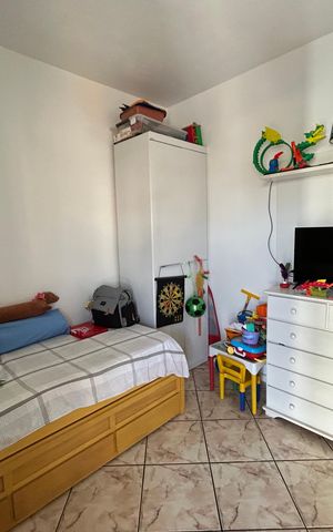 Apartamento à venda com 125m², 3 quartos e 2 vagasQuarto 2