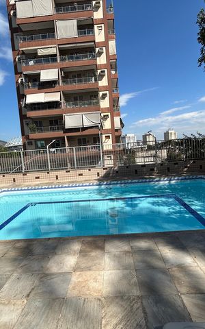 Apartamento à venda com 125m², 3 quartos e 2 vagasÁrea comum - Piscina
