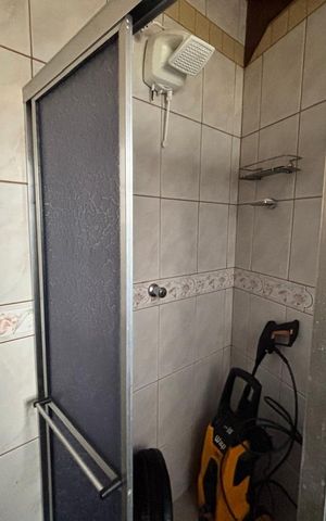 Casa à venda com 257m², 5 quartos e 1 vaga
