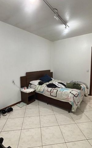 Casa à venda com 257m², 5 quartos e 1 vaga