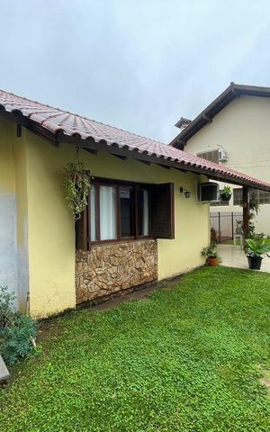 Casa à venda com 257m², 5 quartos e 1 vaga