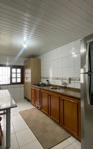 Casa à venda com 257m², 5 quartos e 1 vaga