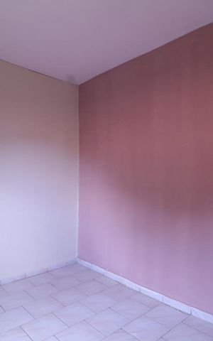 Casa à venda com 75m², 1 quarto e 3 vagas