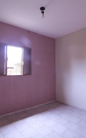 Casa à venda com 75m², 1 quarto e 3 vagas