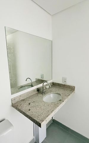 Studio para alugar com 25m², 1 quarto e sem vaga Studio para alugar com 25m², 1 quarto e sem vagaBanheiro