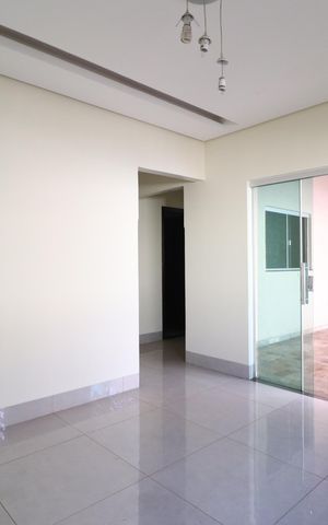 Casa para alugar com 166m², 4 quartos e 3 vagasSala