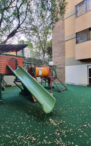 Apartamento à venda com 130m², 3 quartos e 1 vaga Apartamento à venda com 130m², 3 quartos e 1 vagaÁrea comum - Playground