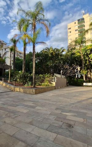 Apartamento à venda com 130m², 3 quartos e 1 vaga Apartamento à venda com 130m², 3 quartos e 1 vagaÁrea comum
