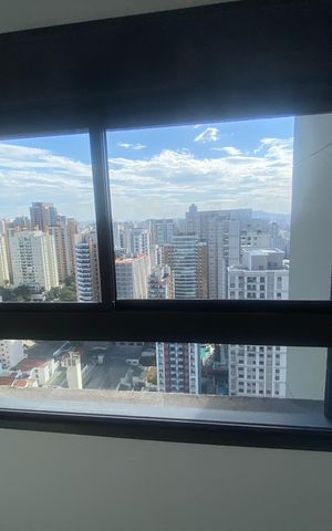 Apartamento à venda com 184m², 3 quartos e 3 vagas Apartamento à venda com 184m², 3 quartos e 3 vagasVaranda