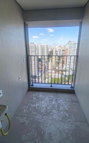 Apartamento à venda com 184m², 3 quartos e 3 vagas Apartamento à venda com 184m², 3 quartos e 3 vagasÁrea de serviço