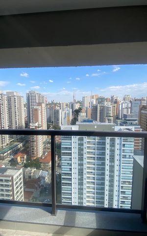 Apartamento à venda com 184m², 3 quartos e 3 vagas Apartamento à venda com 184m², 3 quartos e 3 vagasVaranda