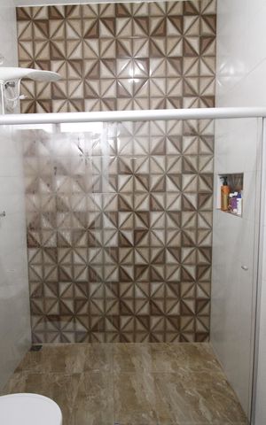 Casa à venda com 120m², 8 quartos e 2 vagasBanheiro 4