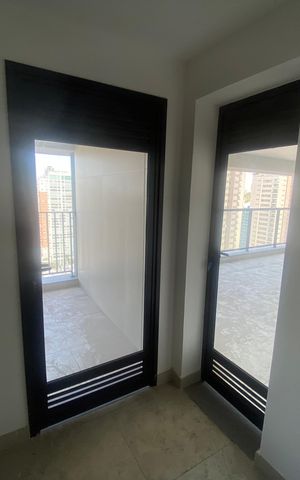 Apartamento à venda com 184m², 3 quartos e 3 vagas Apartamento à venda com 184m², 3 quartos e 3 vagasÁrea de serviço