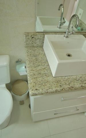 Apartamento para alugar com 55m², 2 quartos e 1 vagaBanheiro 
