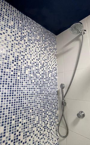 Apartamento à venda com 60m², 2 quartos e 1 vaga Apartamento à venda com 60m², 2 quartos e 1 vagaBanheiro do Quarto 1