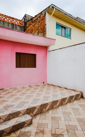 Casa para alugar com 120m², 2 quartos e 2 vagasQuintal