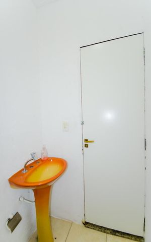 Casa para alugar com 120m², 2 quartos e 2 vagasBanheiro - Casa 2