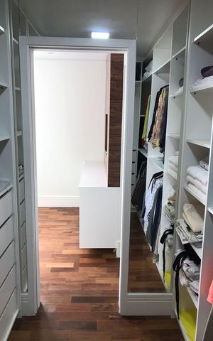Apartamento à venda com 130m², 3 quartos e 2 vagas Apartamento à venda com 130m², 3 quartos e 2 vagasQuarto