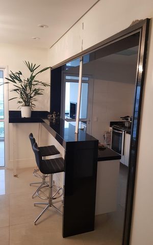 Apartamento à venda com 130m², 3 quartos e 2 vagas Apartamento à venda com 130m², 3 quartos e 2 vagasSala