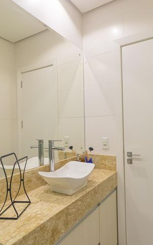 Casa de condomínio à venda com 124m², 3 quartos e 2 vagasBanheiro Social