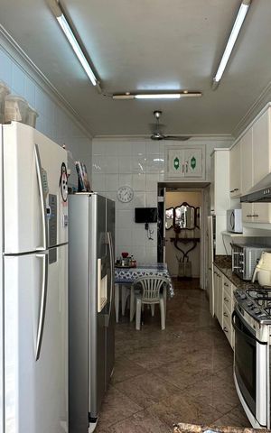 Apartamento para alugar com 192m², 3 quartos e 1 vaga