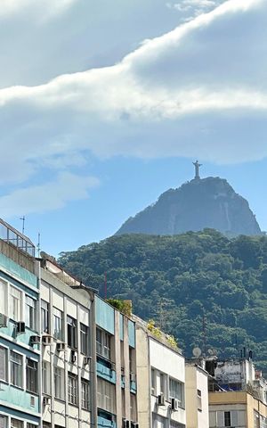 Apartamento para alugar com 192m², 3 quartos e 1 vaga