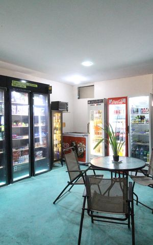 Apartamento à venda com 68m², 2 quartos e 1 vagaÁrea comum