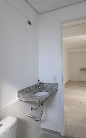 Apartamento à venda com 64m², 2 quartos e 1 vagaBanheiro Social