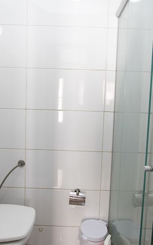 Apartamento à venda com 49m², 2 quartos e 1 vagaBanheiro Social