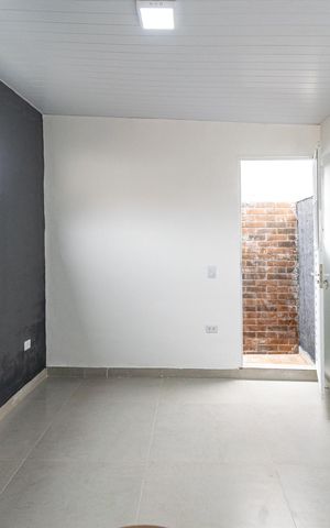 Casa para alugar com 22m², 1 quarto e sem vaga Casa para alugar com 22m², 1 quarto e sem vagaQuarto