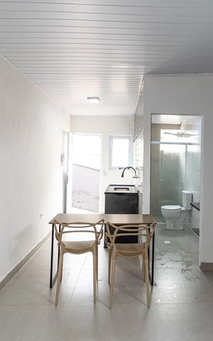 Casa para alugar com 22m², 1 quarto e sem vaga Casa para alugar com 22m², 1 quarto e sem vagaQuarto