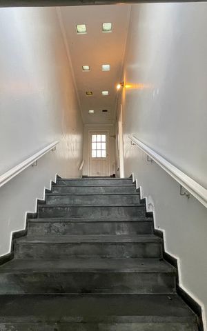 Casa para alugar com 350m², 4 quartos e 2 vagas Casa para alugar com 350m², 4 quartos e 2 vagasEntrada
