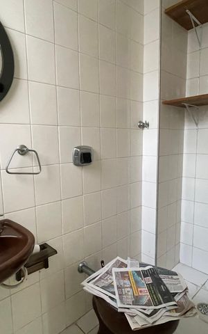 Casa para alugar com 350m², 4 quartos e 2 vagas Casa para alugar com 350m², 4 quartos e 2 vagasBanheiro de serviço