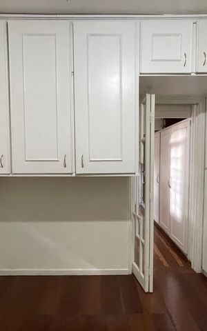 Casa para alugar com 350m², 4 quartos e 2 vagas Casa para alugar com 350m², 4 quartos e 2 vagasQuarto 1