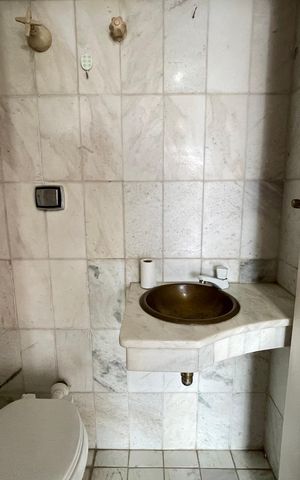 Casa para alugar com 350m², 4 quartos e 2 vagas Casa para alugar com 350m², 4 quartos e 2 vagasLavabo