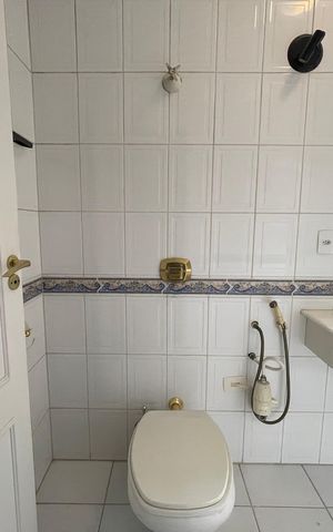 Casa para alugar com 350m², 4 quartos e 2 vagas Casa para alugar com 350m², 4 quartos e 2 vagasBanheiro 2