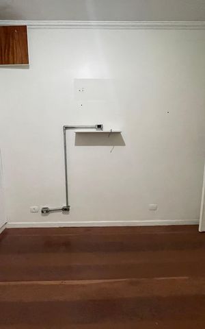 Casa para alugar com 350m², 4 quartos e 2 vagas Casa para alugar com 350m², 4 quartos e 2 vagasQuarto 1