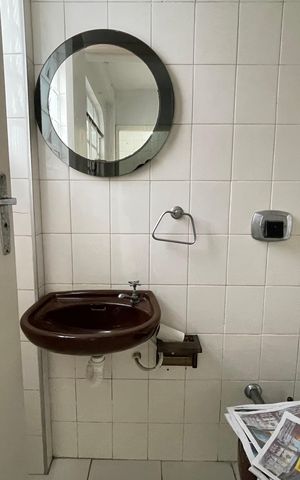 Casa para alugar com 350m², 4 quartos e 2 vagas Casa para alugar com 350m², 4 quartos e 2 vagasBanheiro de serviço