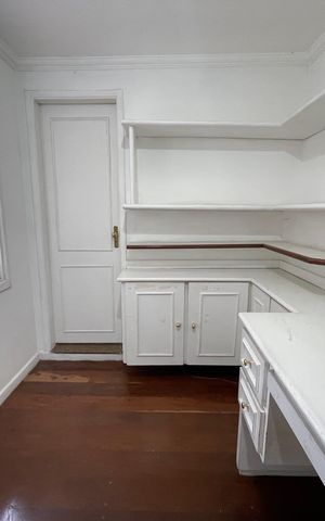 Casa para alugar com 350m², 4 quartos e 2 vagas Casa para alugar com 350m², 4 quartos e 2 vagasQuarto 1