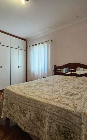 Casa à venda com 300m², 4 quartos e 2 vagasQuarto